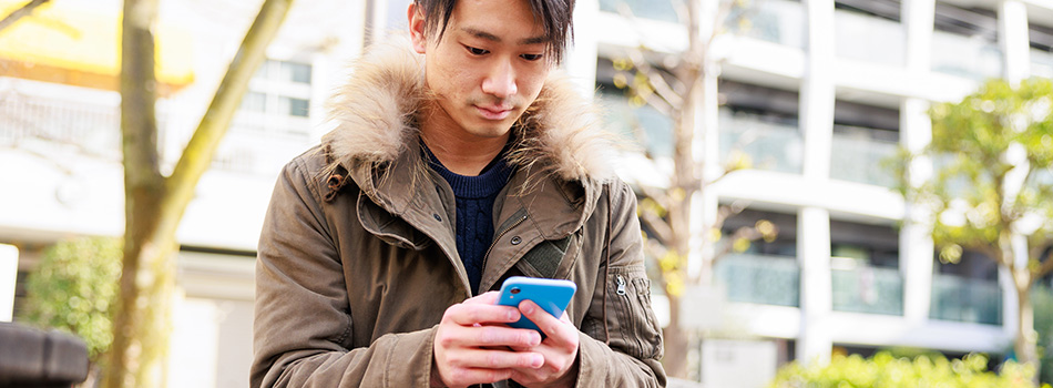さえない男性がパパ活をしている